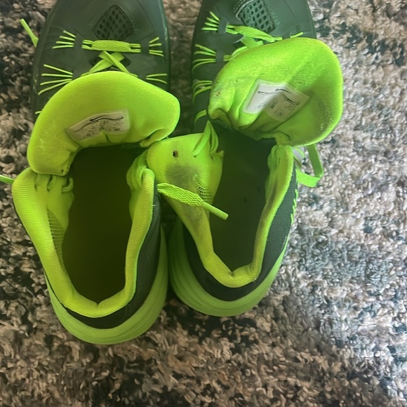 Nike Hyperdunk 2013 Green NCAA Women’s Basketball Shoes - Picture 5 of 5